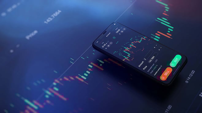 سطح عليه موبايل يعرض الأدوات