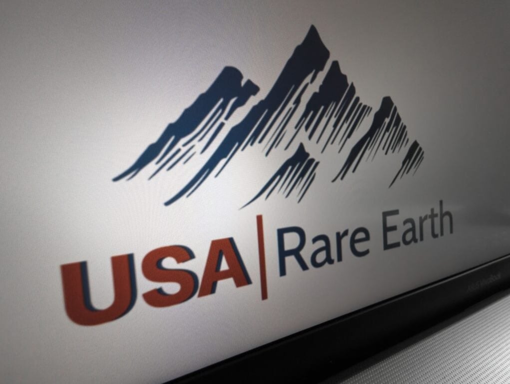 سهم USA Rare Earth يرتفع بعد منح DOE تمويلاً