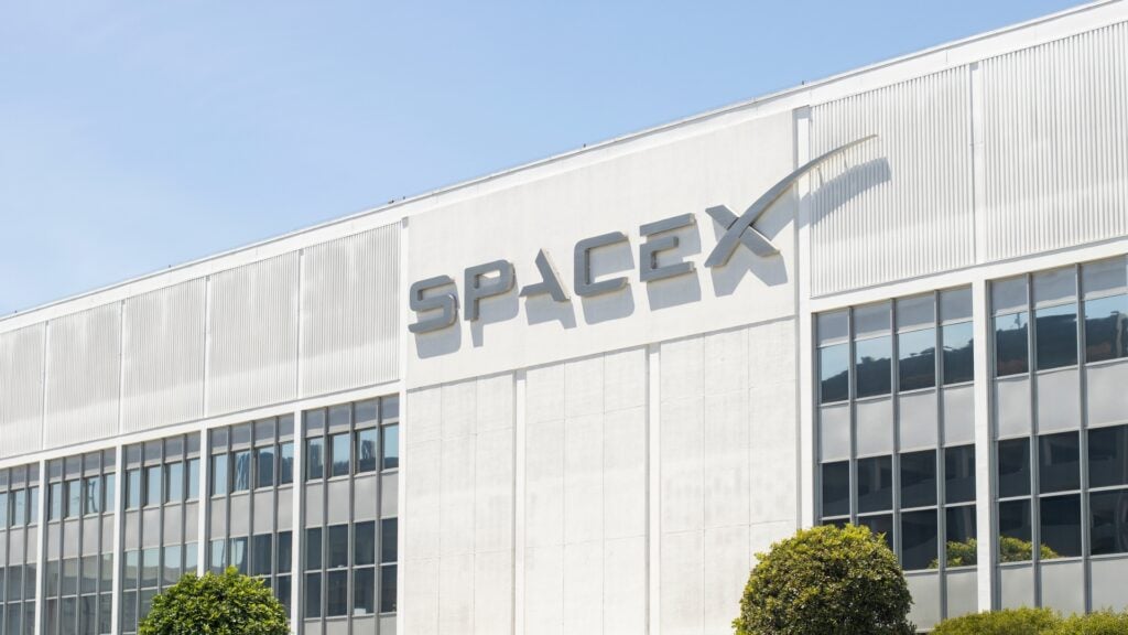 تعديل ملف طرح SpaceX العام يثير اهتمام المستثمرين