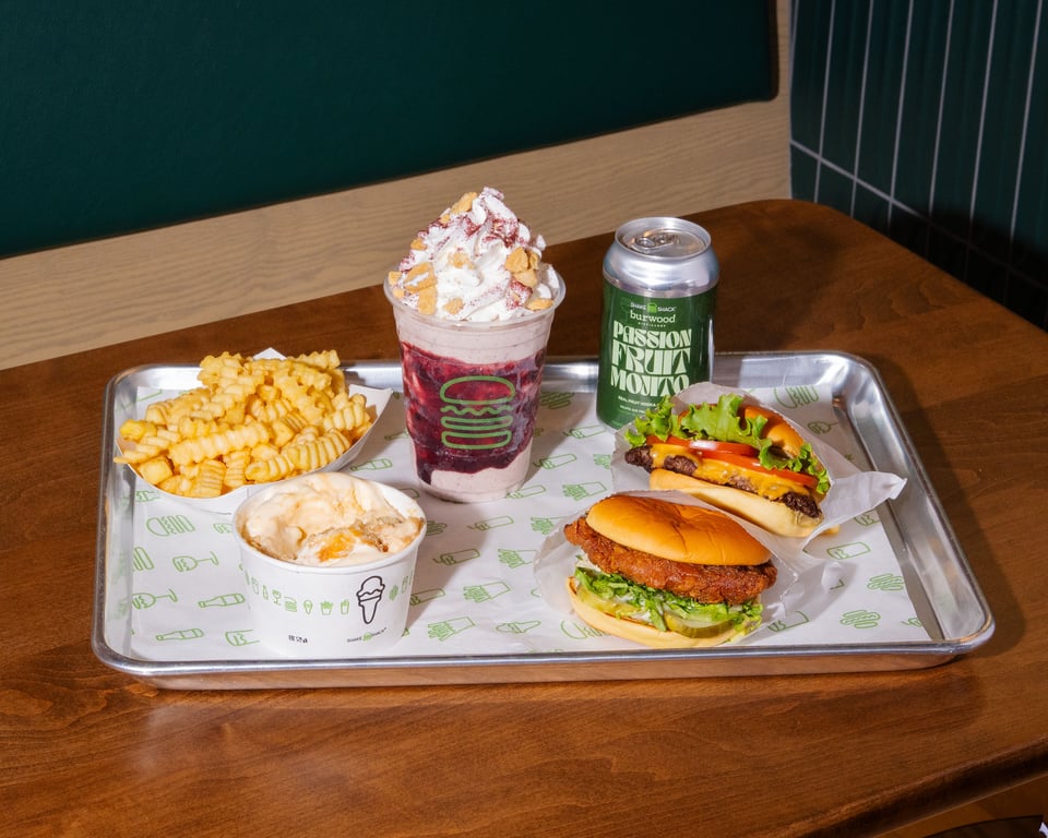 افتتاح أول فرع لShake Shack في كالغاري في مايو