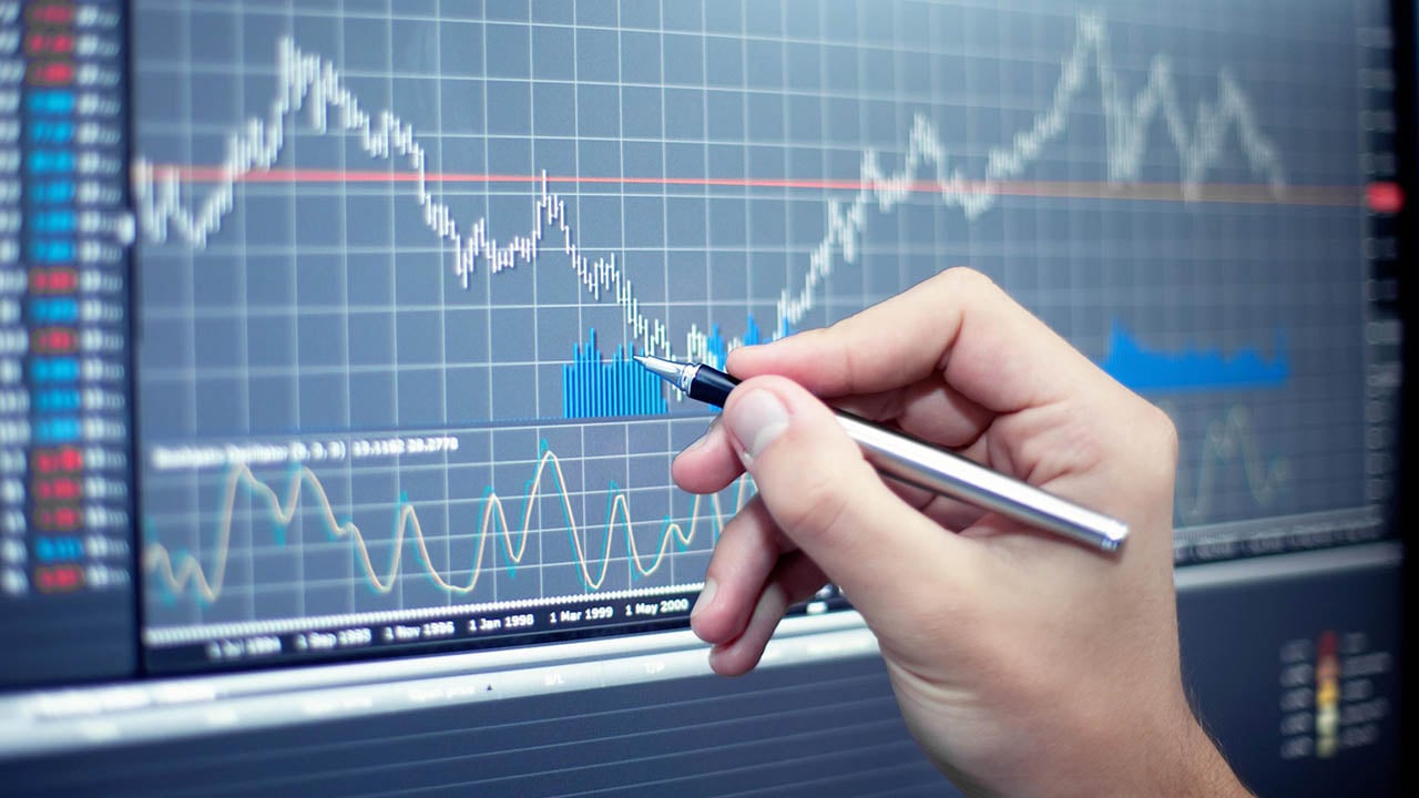 التداول الكمي: أهم الاستراتيجيات وأفضل برامج التداول في 2025 منصة البيت  العربي Bitarabi