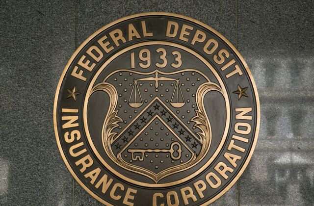عمليات FDIC